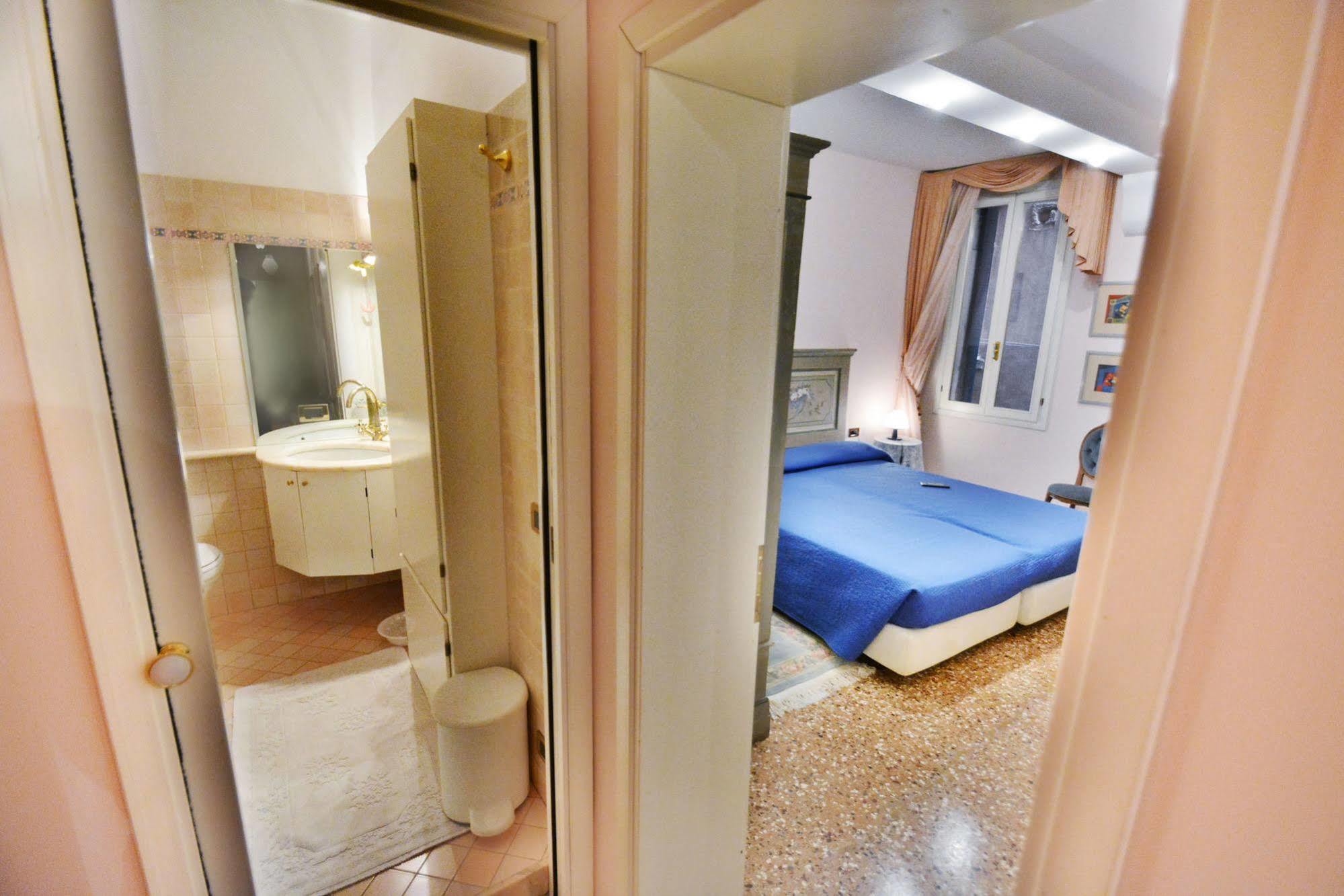 Ve.N.I.Ce. Cera Casa Del Sol Apartment Venice Exterior photo